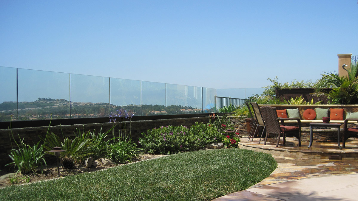 frameless glass wall fence